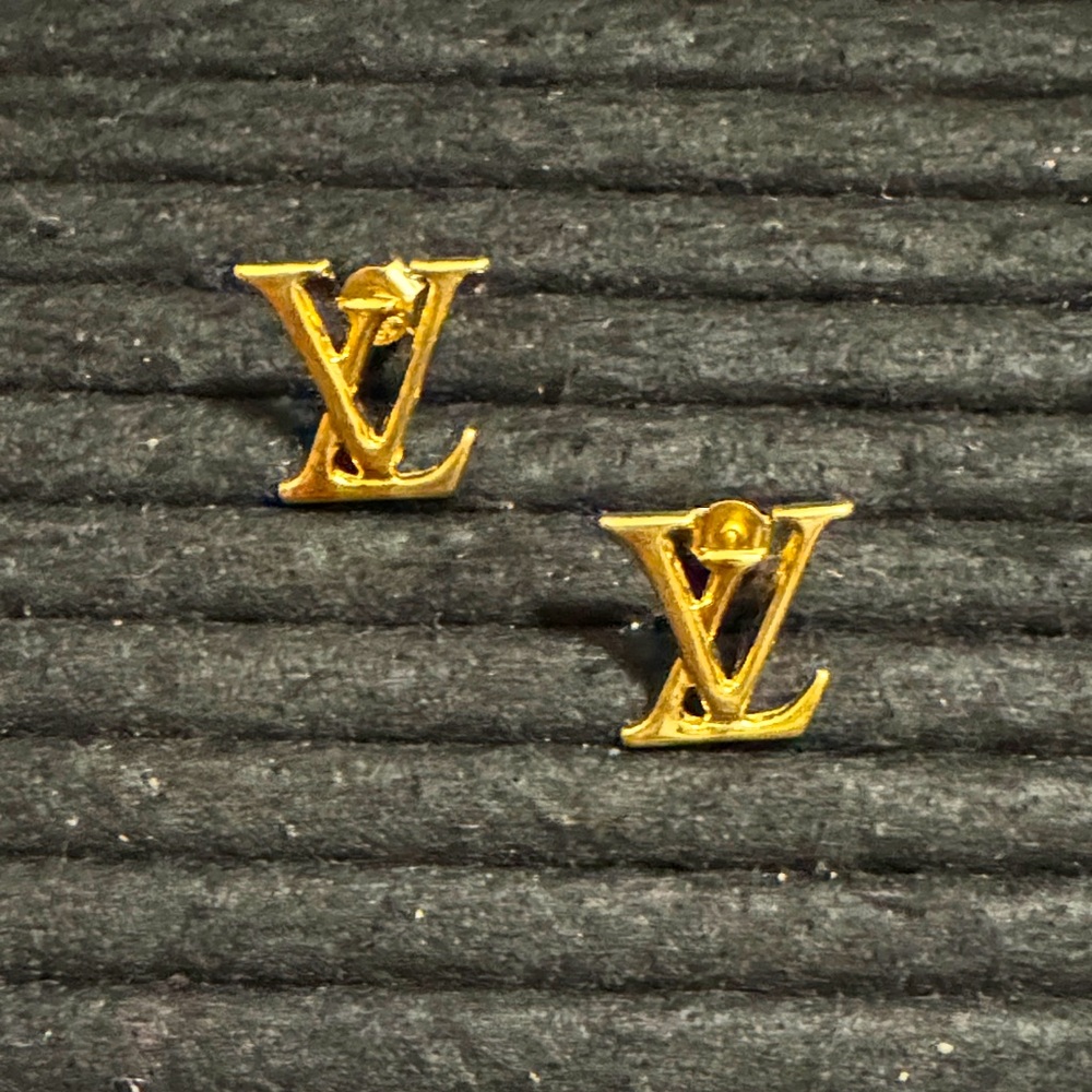 18K Saudi Gold Logo Earrings